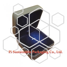 Personalized leather ring jewelry packaging gift boxes supplies